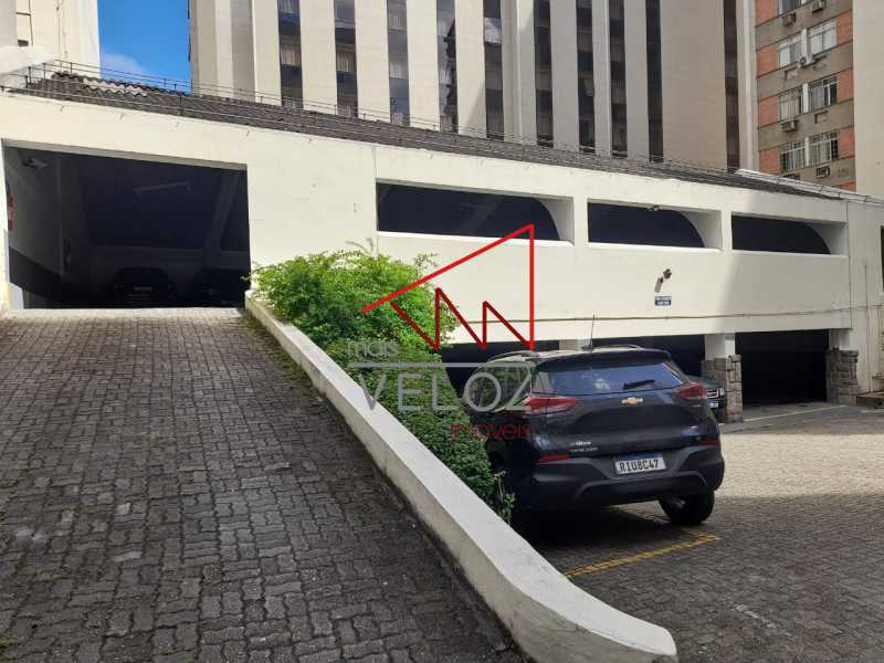 Apartamento à venda com 3 quartos, 212m² - Foto 29