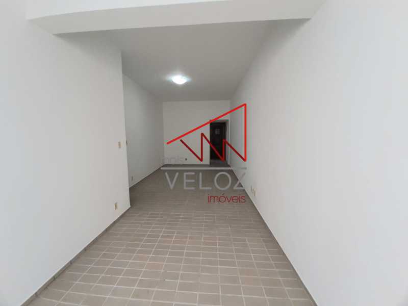 Apartamento à venda com 3 quartos, 94m² - Foto 5