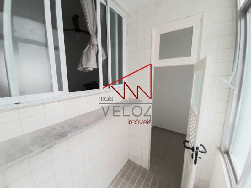 Apartamento à venda com 3 quartos, 94m² - Foto 13