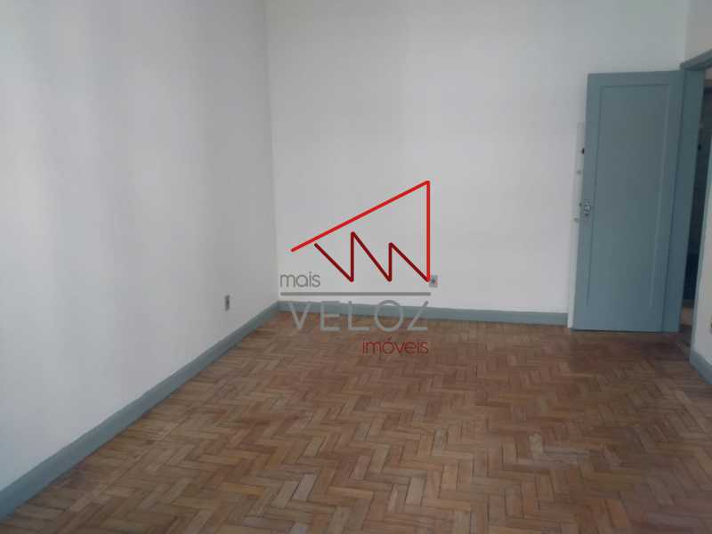 Apartamento à venda com 2 quartos, 90m² - Foto 18