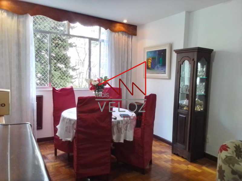 Apartamento à venda com 3 quartos, 100m² - Foto 2