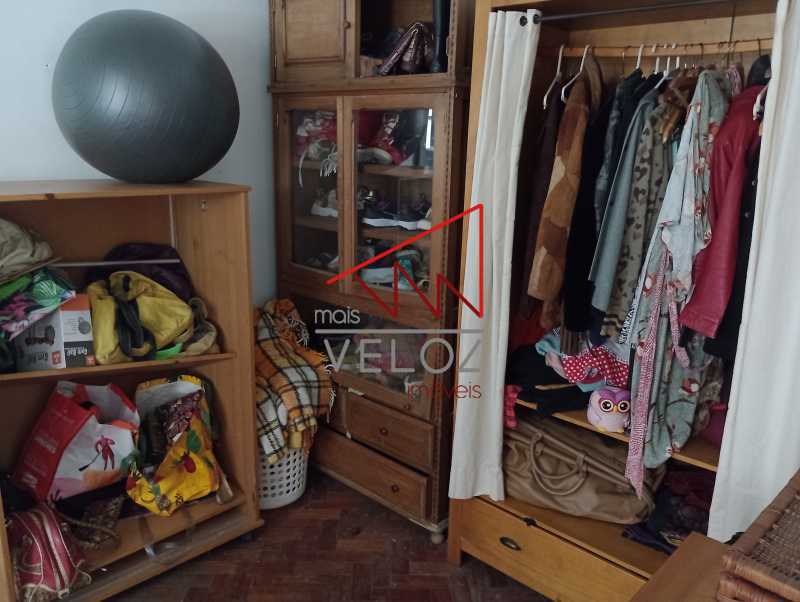 Apartamento à venda com 1 quarto, 45m² - Foto 13