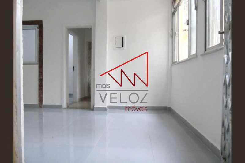 Apartamento à venda com 2 quartos, 80m² - Foto 6