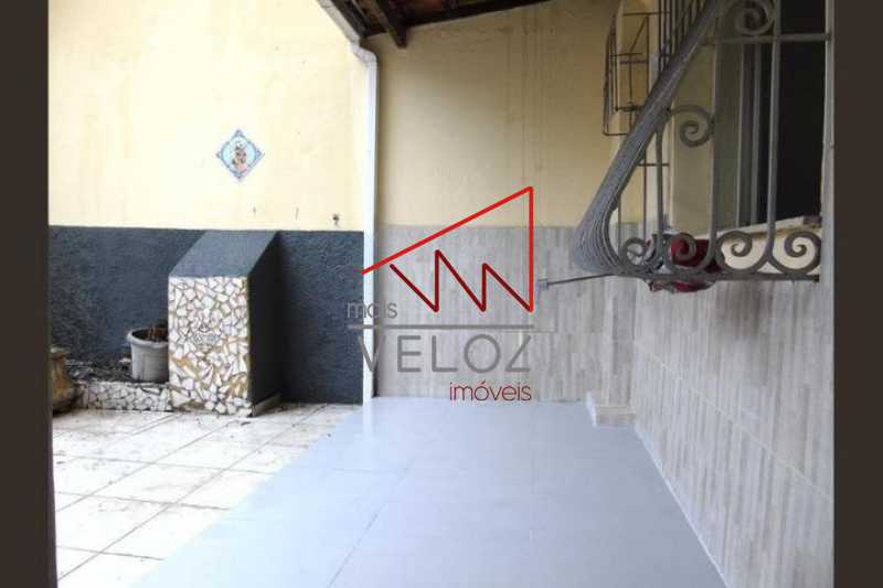 Apartamento à venda com 2 quartos, 80m² - Foto 2