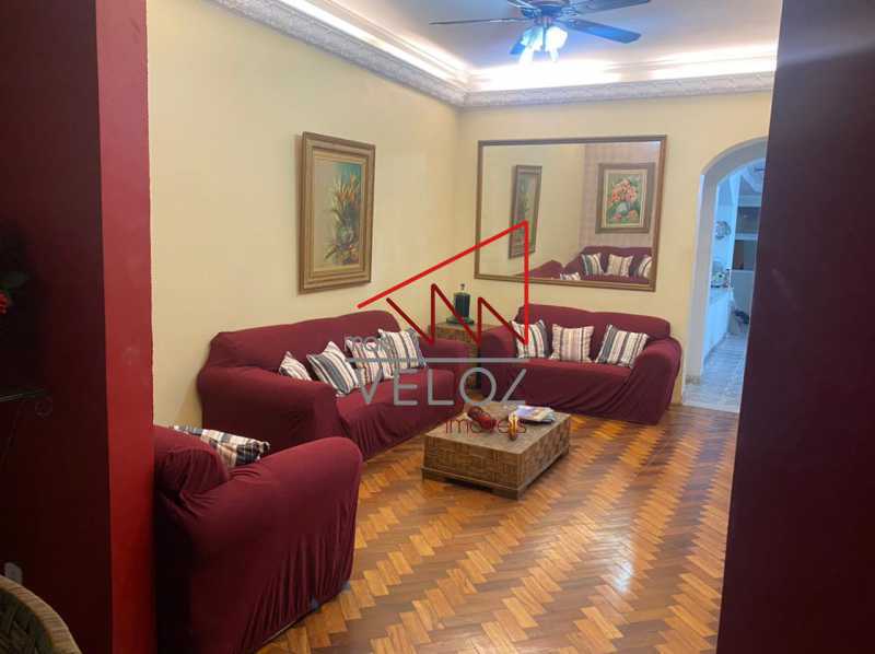 Apartamento à venda com 4 quartos, 142m² - Foto 1