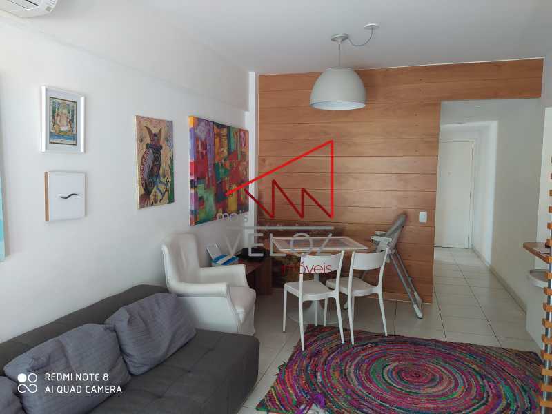 Apartamento à venda com 2 quartos, 178m² - Foto 2