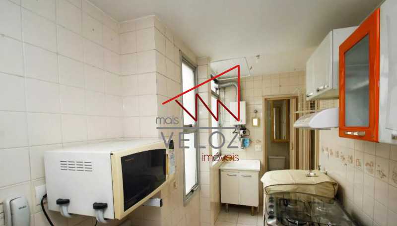 Apartamento à venda com 1 quarto, 60m² - Foto 11