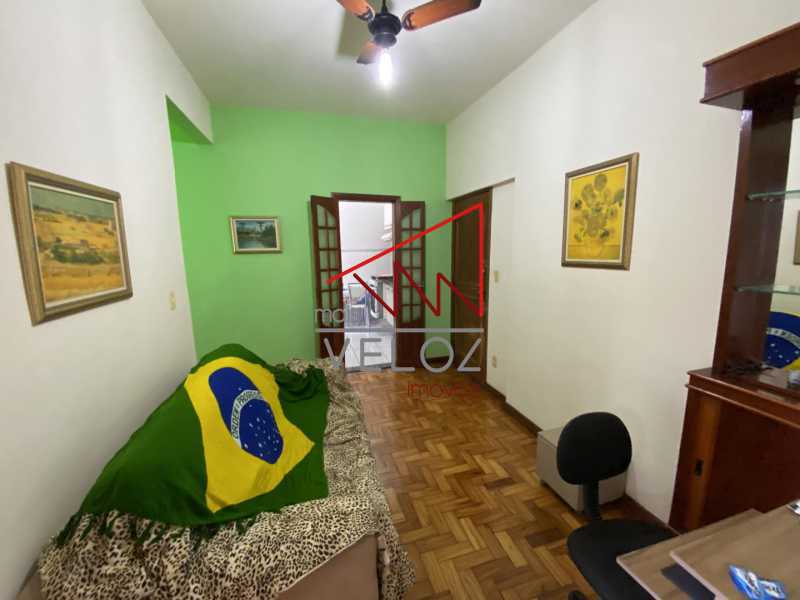 Apartamento à venda com 2 quartos, 63m² - Foto 2