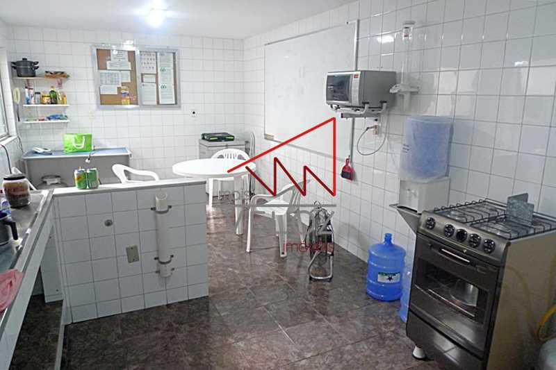 Casa Comercial à venda com 8 quartos, 114m² - Foto 14