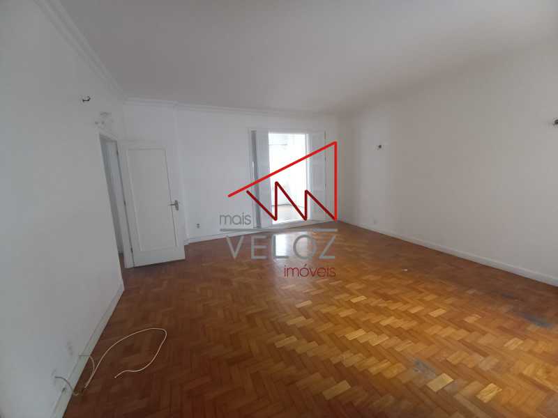 Apartamento à venda com 4 quartos, 103m² - Foto 4