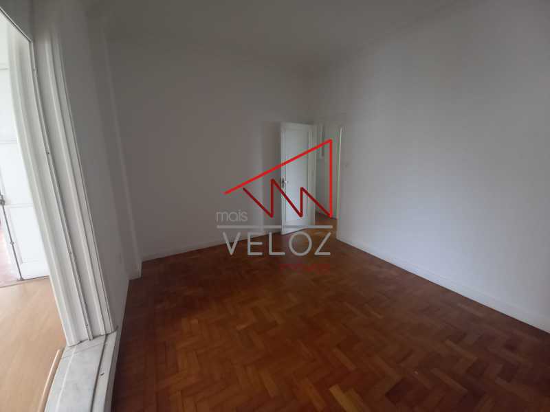 Apartamento à venda com 4 quartos, 103m² - Foto 21