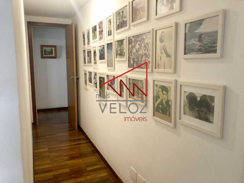 Apartamento à venda com 4 quartos, 184m² - Foto 25