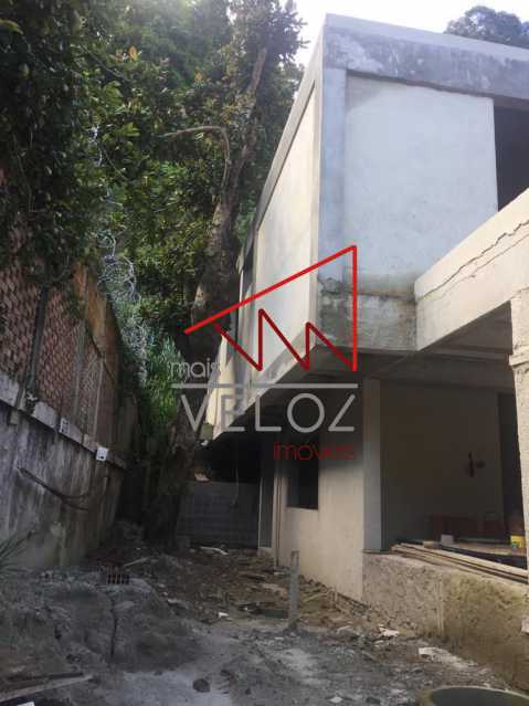 Casa de Condomínio à venda com 4 quartos, 220m² - Foto 3