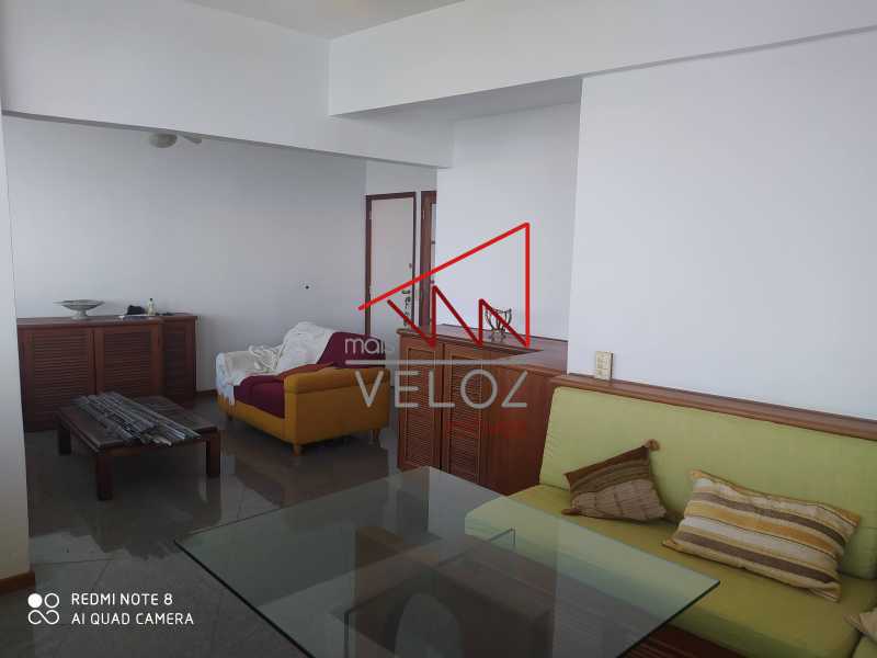 Apartamento à venda com 2 quartos, 70m² - Foto 6