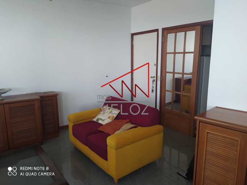 Apartamento à venda com 2 quartos, 70m² - Foto 11