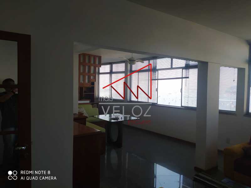 Apartamento à venda com 2 quartos, 70m² - Foto 14