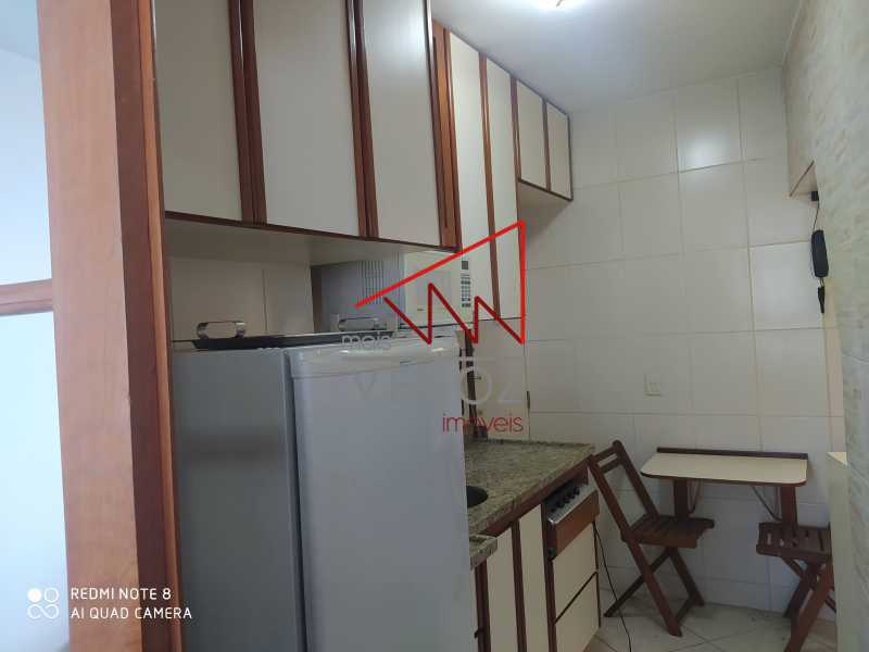 Apartamento à venda com 2 quartos, 70m² - Foto 15