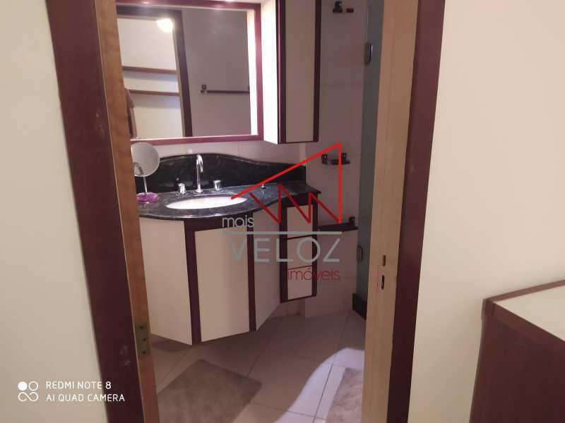 Apartamento à venda com 2 quartos, 70m² - Foto 20