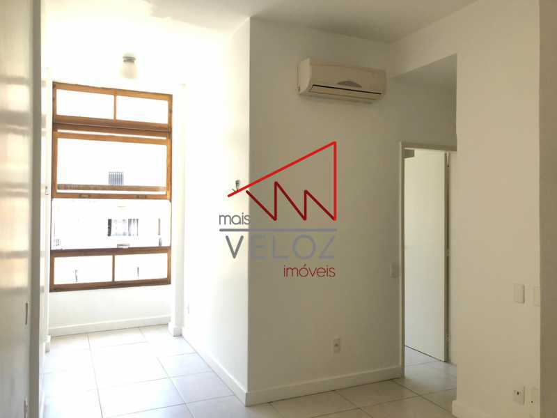 Apartamento, 1 quarto, 40 m² - Foto 4