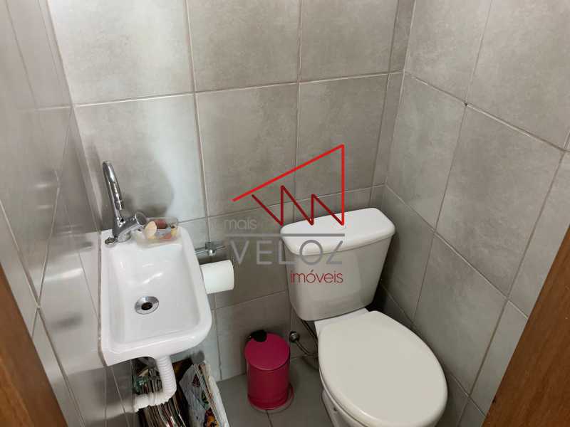 Apartamento à venda com 2 quartos, 67m² - Foto 5