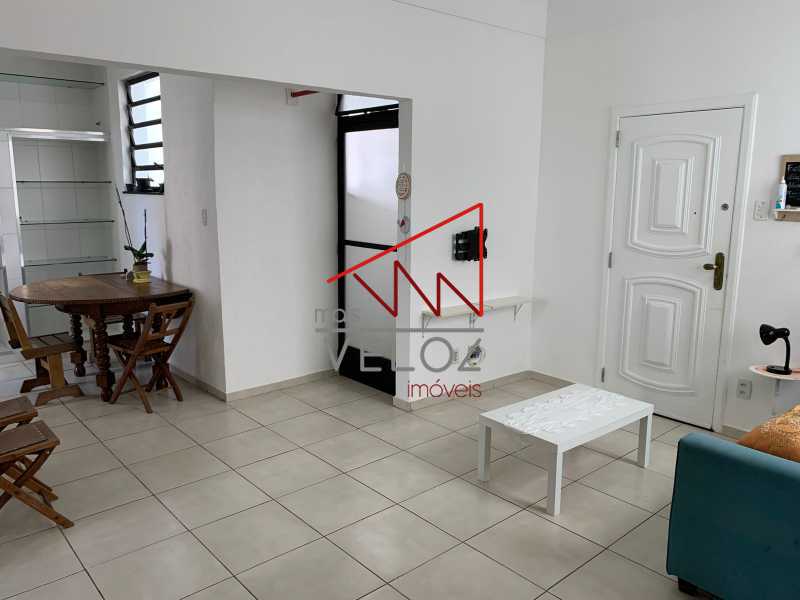 Apartamento à venda com 2 quartos, 67m² - Foto 6