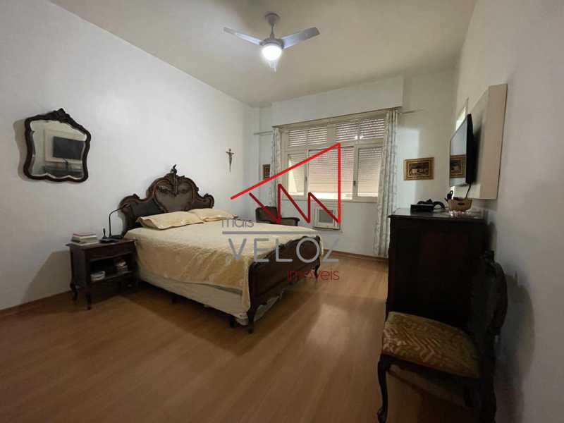 Apartamento à venda com 3 quartos, 136m² - Foto 24