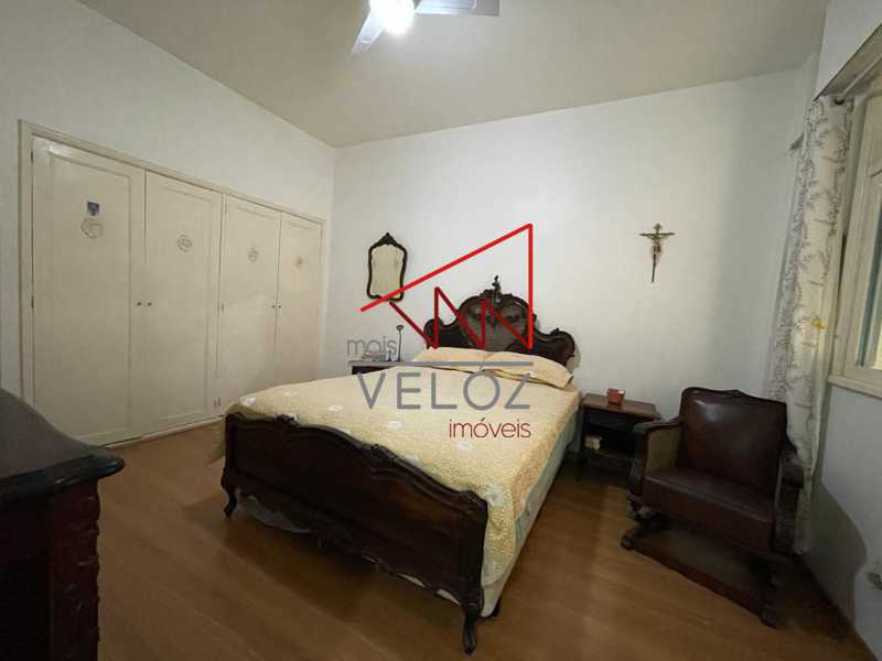 Apartamento à venda com 3 quartos, 136m² - Foto 25