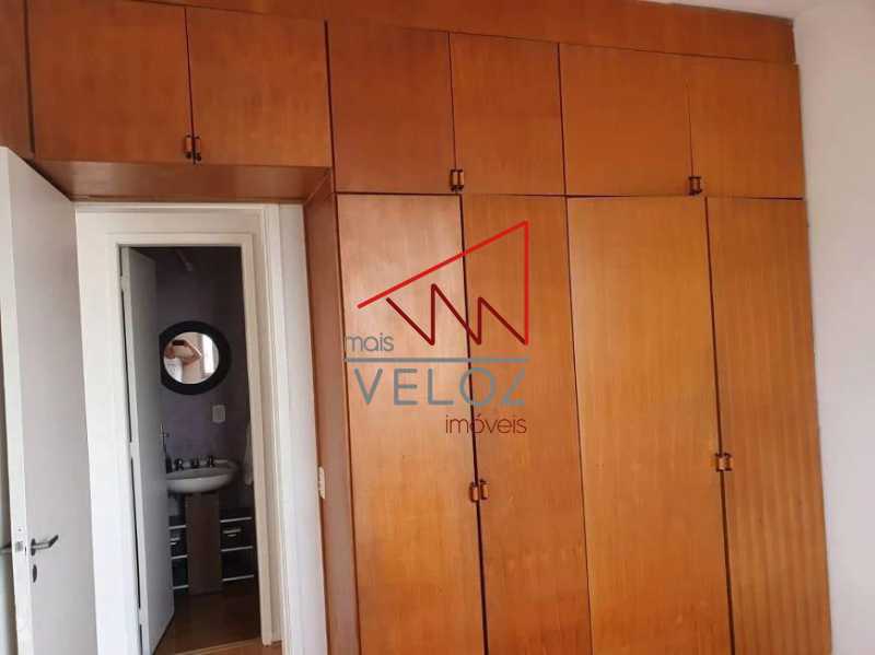 Apartamento à venda com 2 quartos, 70m² - Foto 6