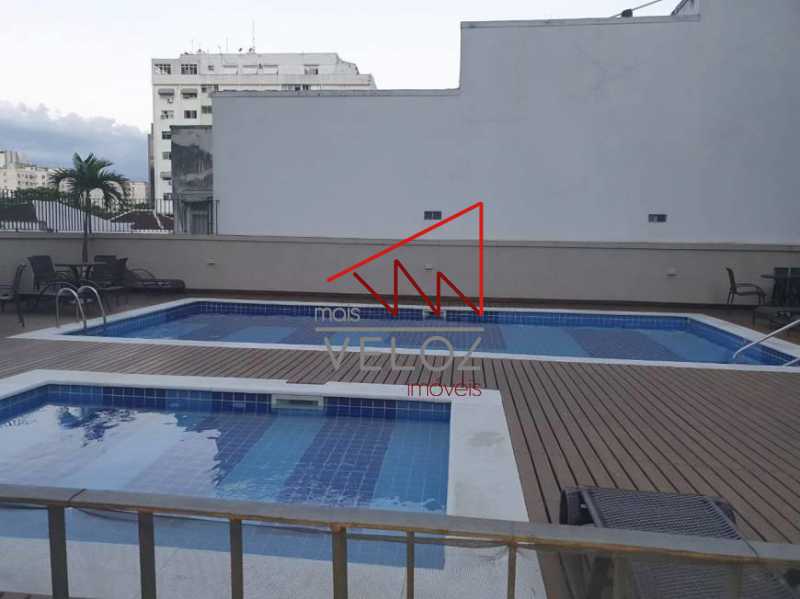 Apartamento à venda com 2 quartos, 70m² - Foto 18