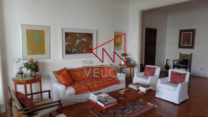 Apartamento à venda com 4 quartos, 206m² - Foto 2