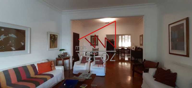 Apartamento à venda com 4 quartos, 206m² - Foto 3