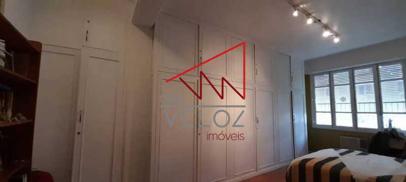 Apartamento à venda com 4 quartos, 206m² - Foto 13