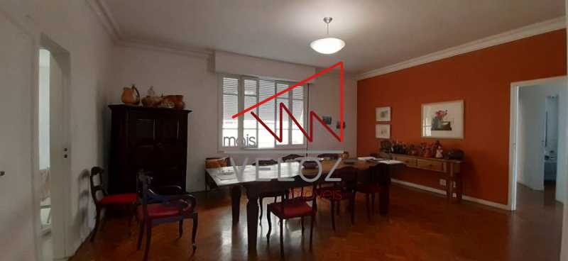 Apartamento à venda com 4 quartos, 206m² - Foto 18