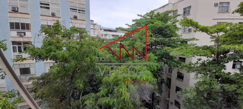 Apartamento à venda com 4 quartos, 206m² - Foto 28