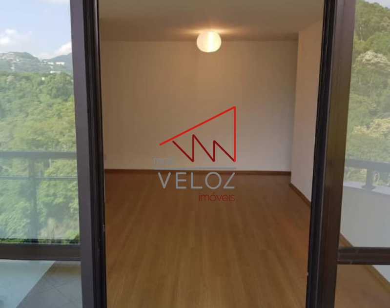 Apartamento à venda com 2 quartos, 76m² - Foto 4