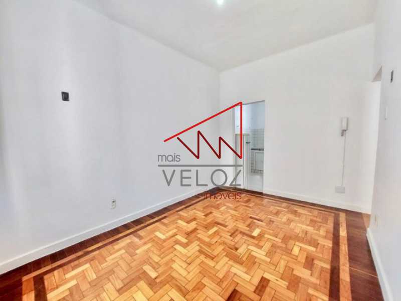 Apartamento à venda com 1 quarto, 32m² - Foto 10