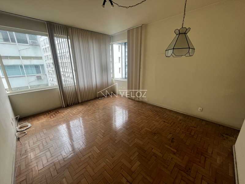 Apartamento à venda com 3 quartos, 97m² - Foto 1