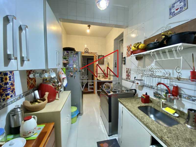 Apartamento à venda com 3 quartos, 105m² - Foto 7