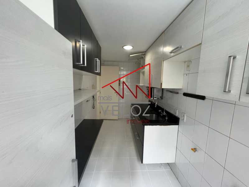 Apartamento à venda com 2 quartos, 66m² - Foto 18