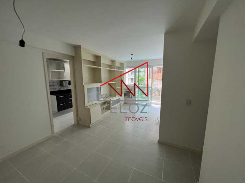 Apartamento à venda com 2 quartos, 66m² - Foto 12