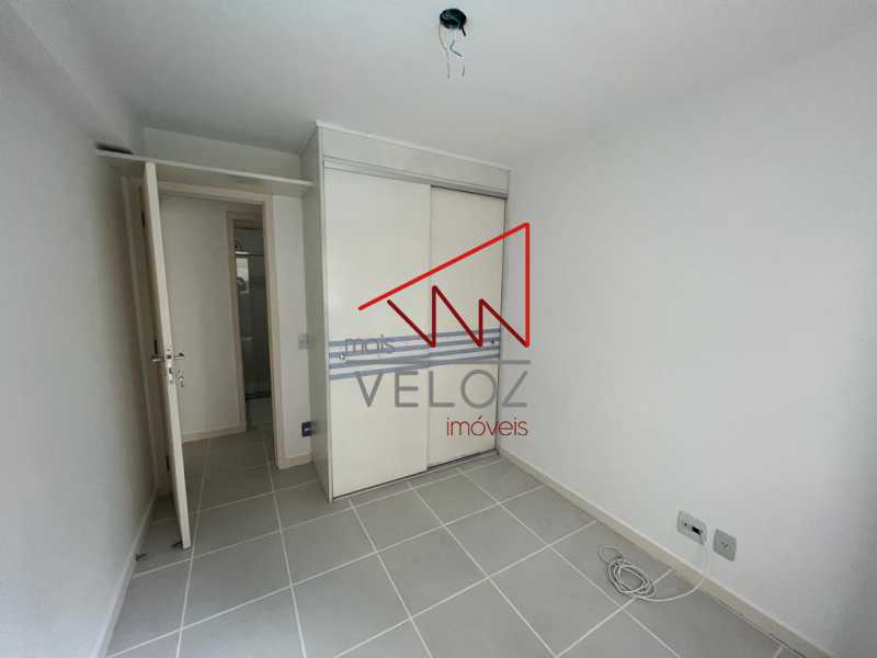 Apartamento à venda com 2 quartos, 66m² - Foto 7