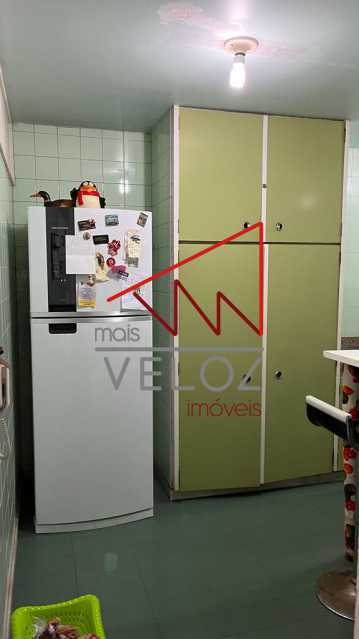 Apartamento à venda com 4 quartos, 140m² - Foto 22