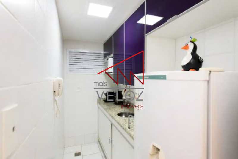 Apartamento à venda com 1 quarto, 40m² - Foto 12