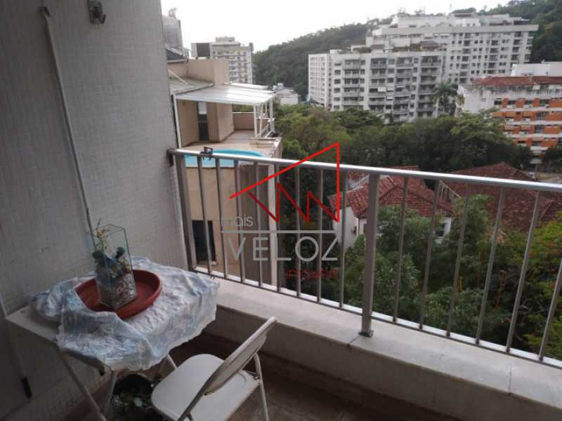 Apartamento à venda com 3 quartos, 112m² - Foto 2