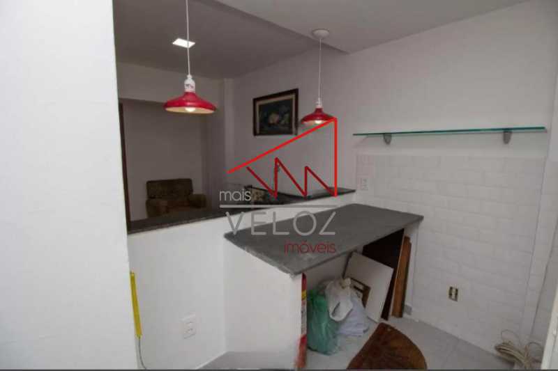 Apartamento à venda com 2 quartos, 40m² - Foto 14