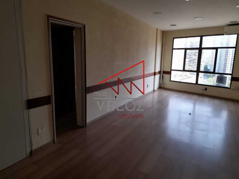 Prédio Inteiro à venda, 160m² - Foto 2