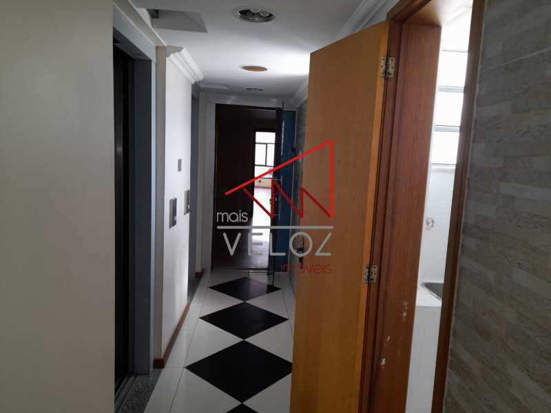 Prédio Inteiro à venda, 160m² - Foto 18