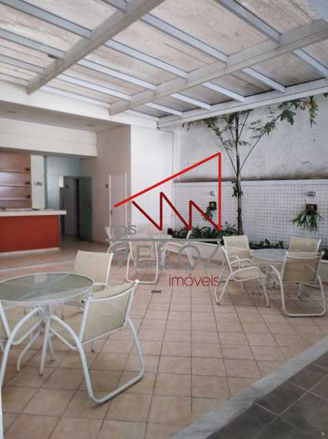 Apartamento à venda com 1 quarto, 56m² - Foto 17