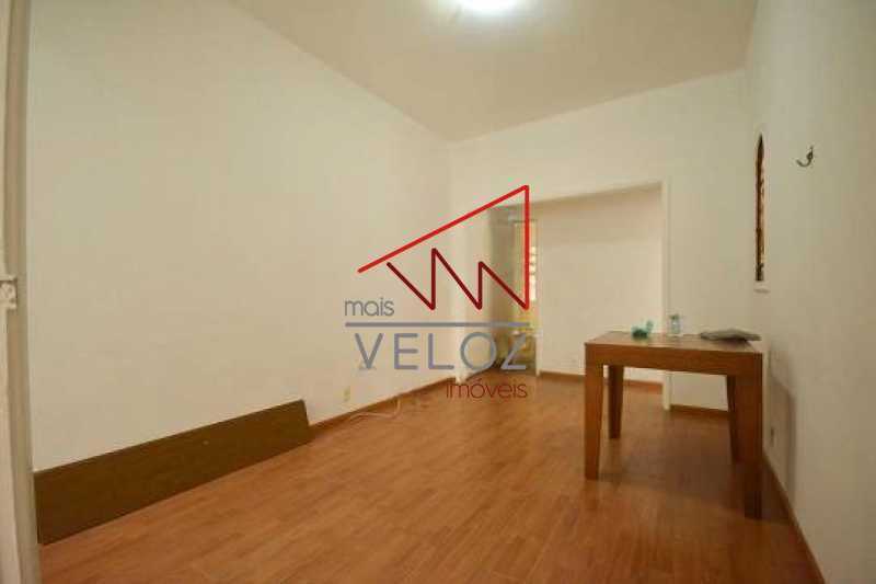 Apartamento à venda com 1 quarto, 60m² - Foto 3