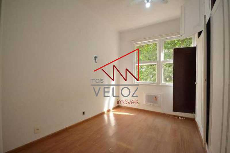 Apartamento à venda com 1 quarto, 60m² - Foto 8